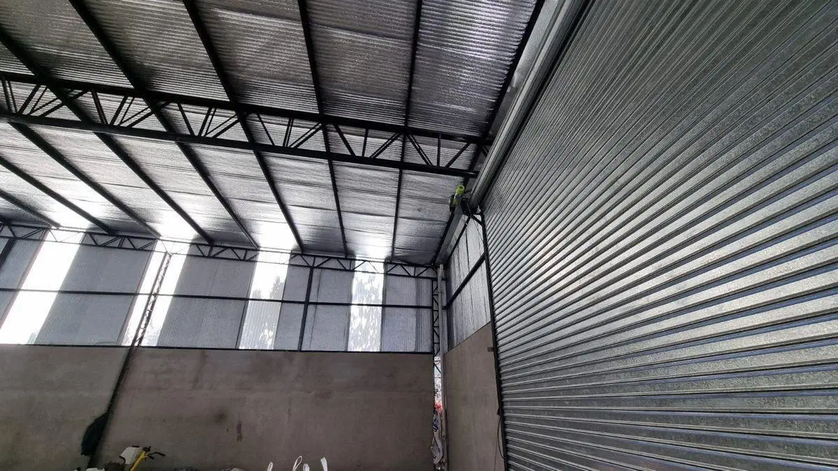 VENTA GALPON HURLINGHAM PERMUTA A ESTRENAR 5