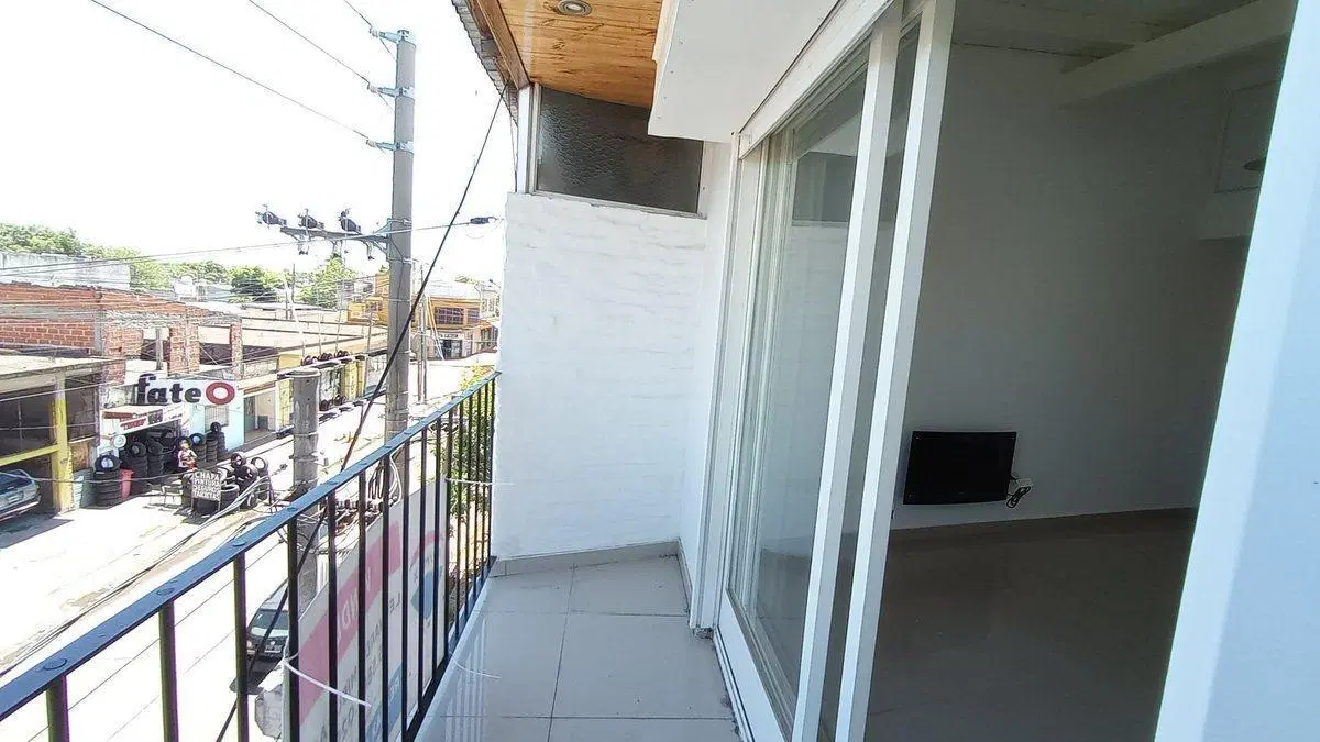 VENTA MONOAMBIENTE EN VENTA CON BALCON-MERLO 2