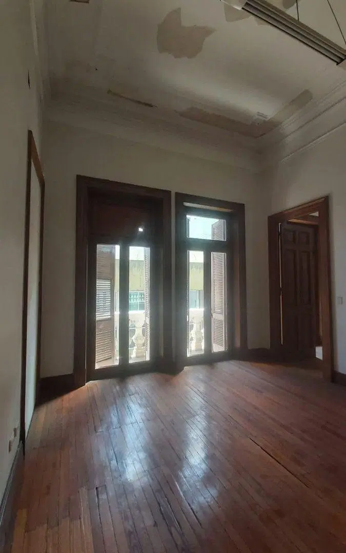 ALQUILER DE 4 OFICINAS EN CENTRO - AV. DE MAYO 2