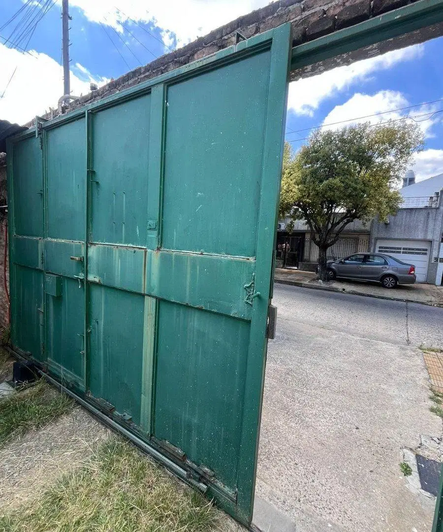 VENTA TERRENO 300 M2.RAMOS MEJÍA 5