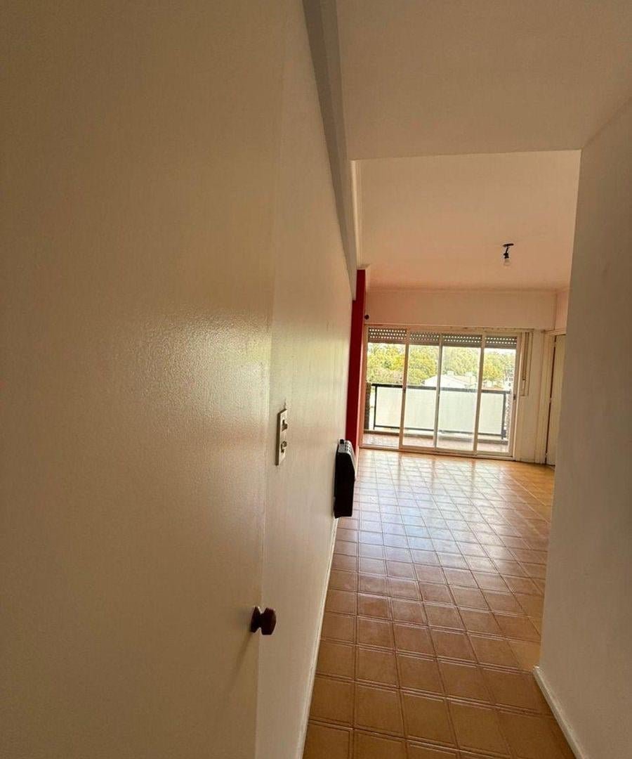 DEPARTAMENTO 2 AMBIENTES EN SANTOS LUGARES