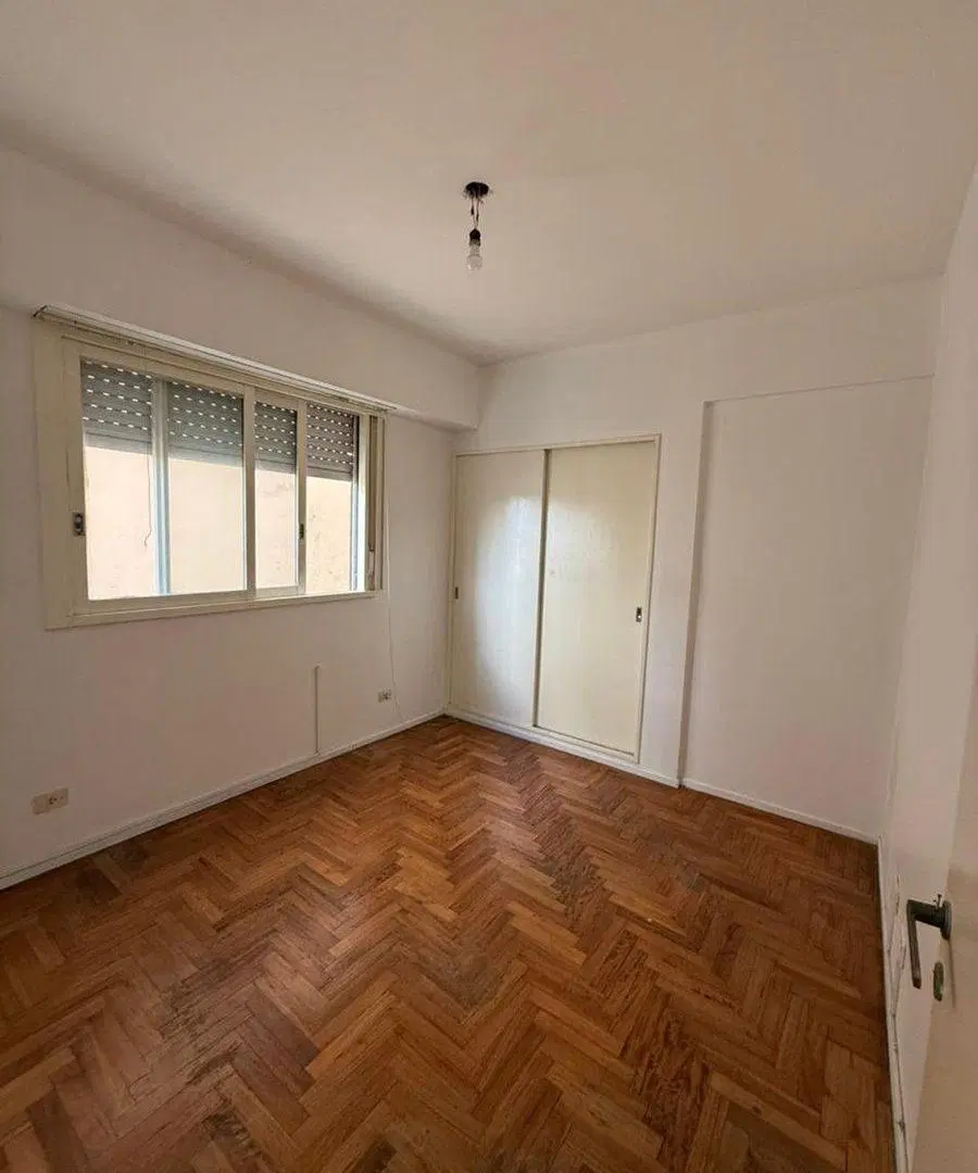 DEPARTAMENTO 2 AMBIENTES EN SANTOS LUGARES 4