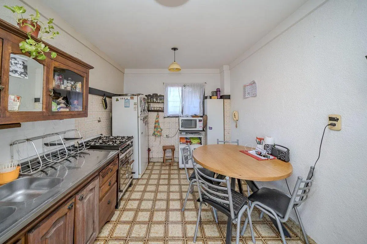 VENTA PH 3 AMB C/PATIO- CASEROS- APTO CREDITO 2