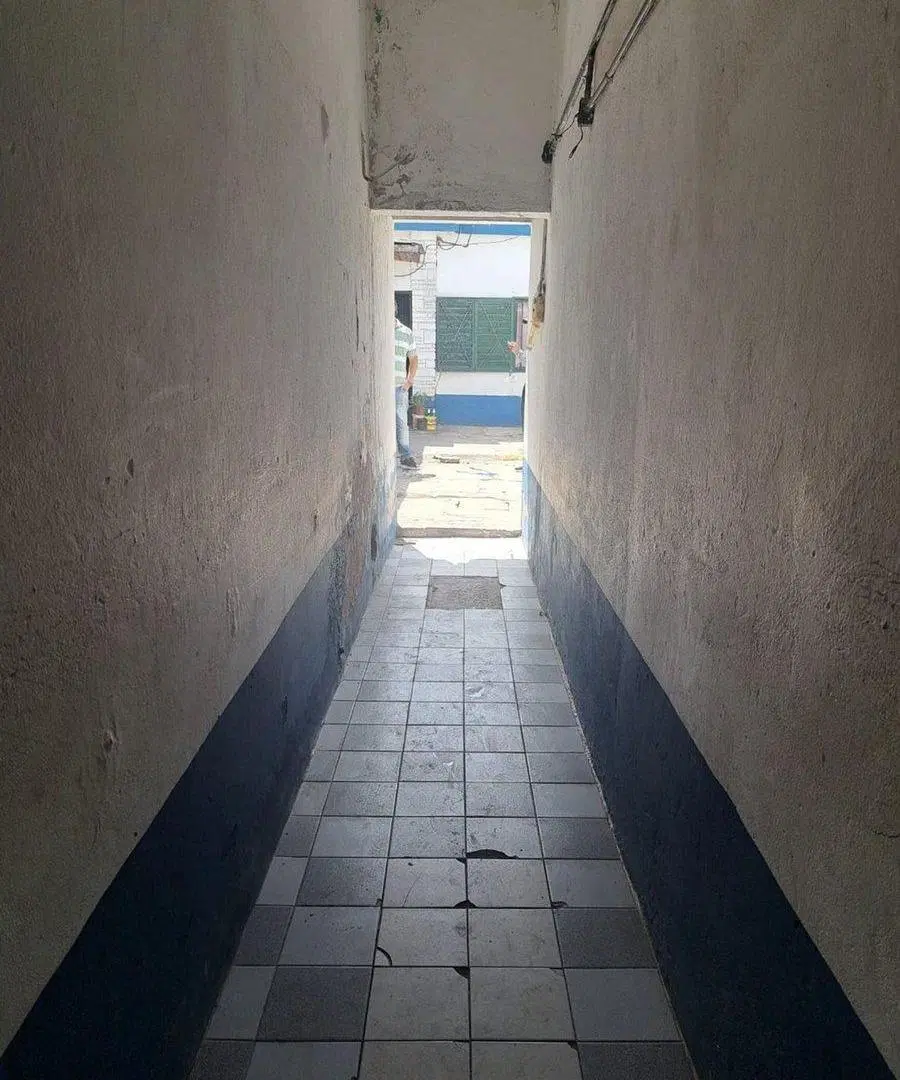 VENTA CASA/LOTE CON 5 DEPARTAMENTOS EN MERLO...... 3