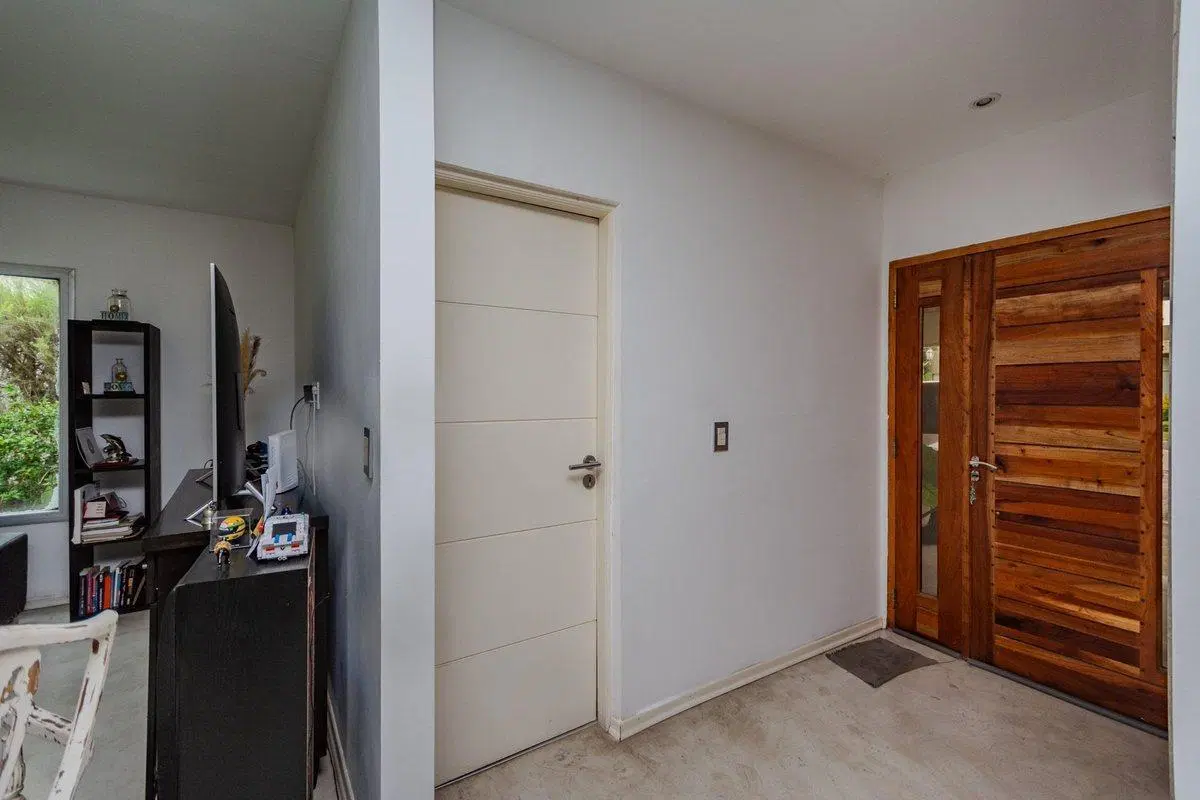 VENTA CASA 5 AMBIENTES CON PARQUE CANNING 5