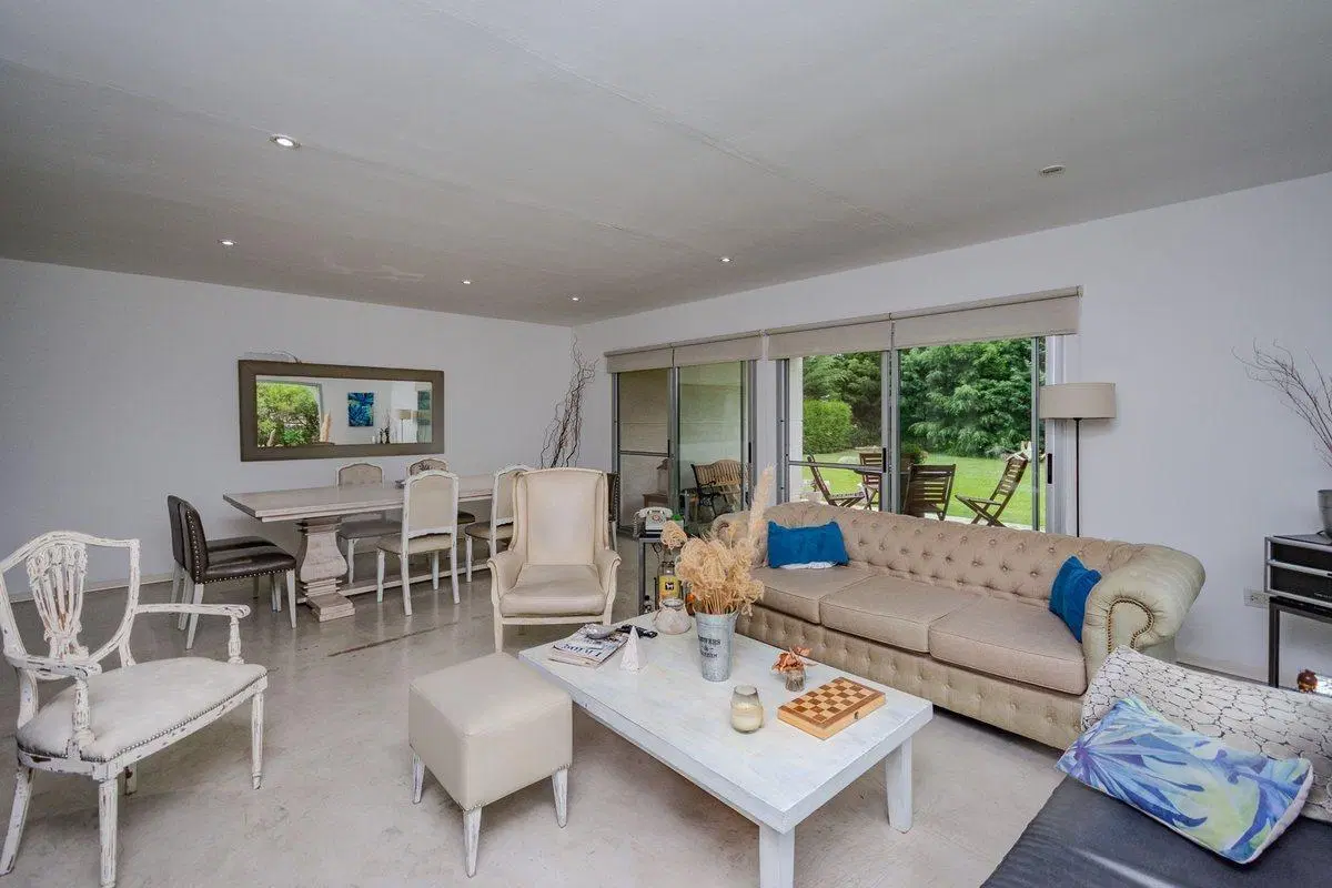 VENTA CASA 5 AMBIENTES CON PARQUE CANNING 8