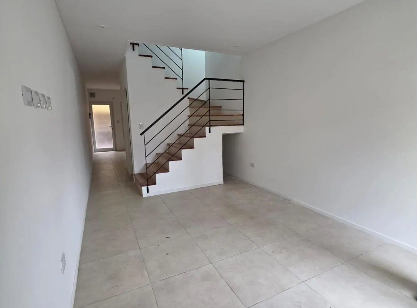 VENTA DUPLEX A ESTRENAR - HURLINGHAM -APTO CREDITO 5
