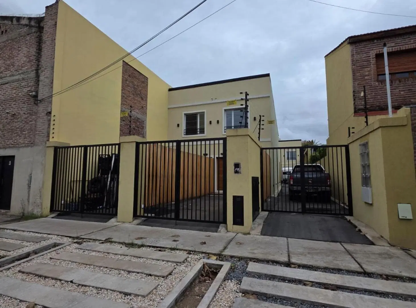 VENTA DUPLEX A ESTRENAR - HURLINGHAM -APTO CREDITO 4