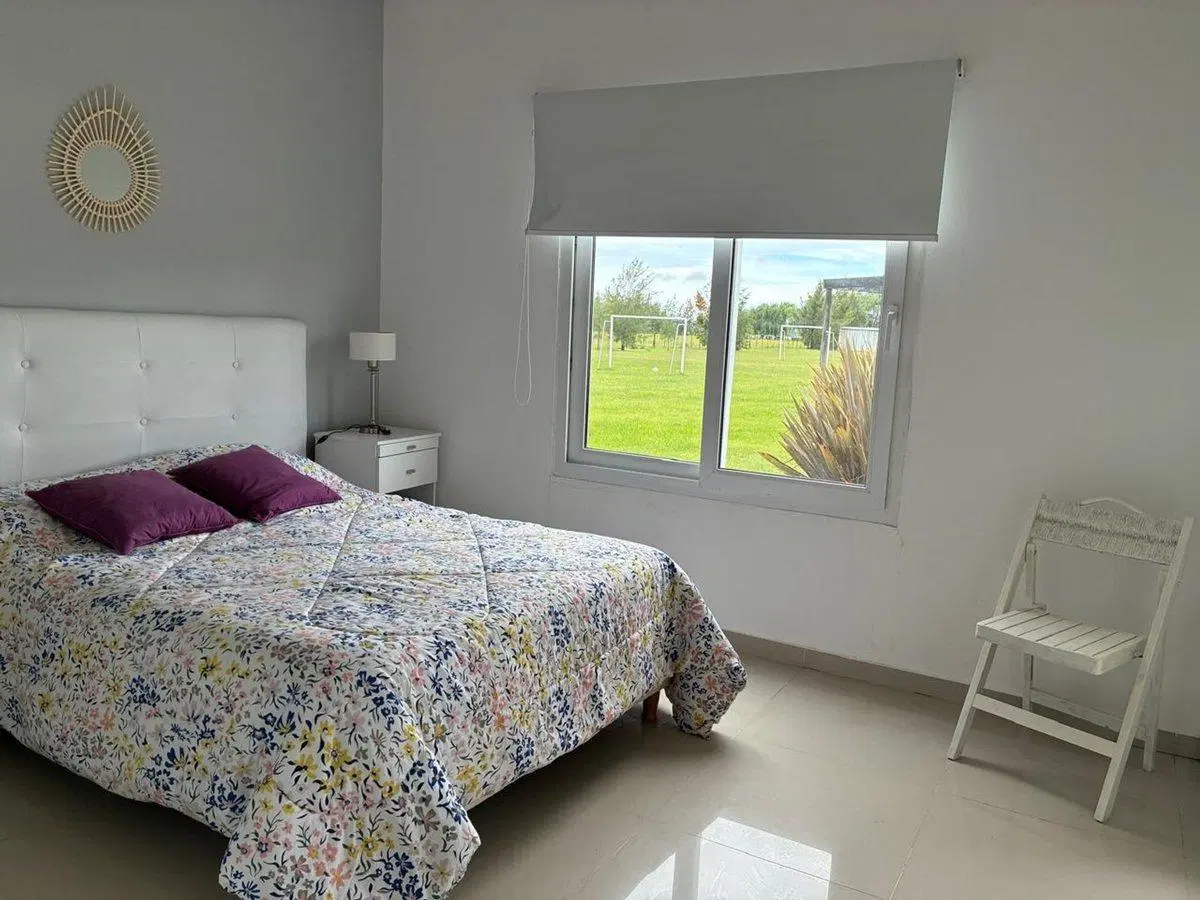 VENTA CASA 4 AMB PILETA 11000  MTS  CH DE ABBOTT 4