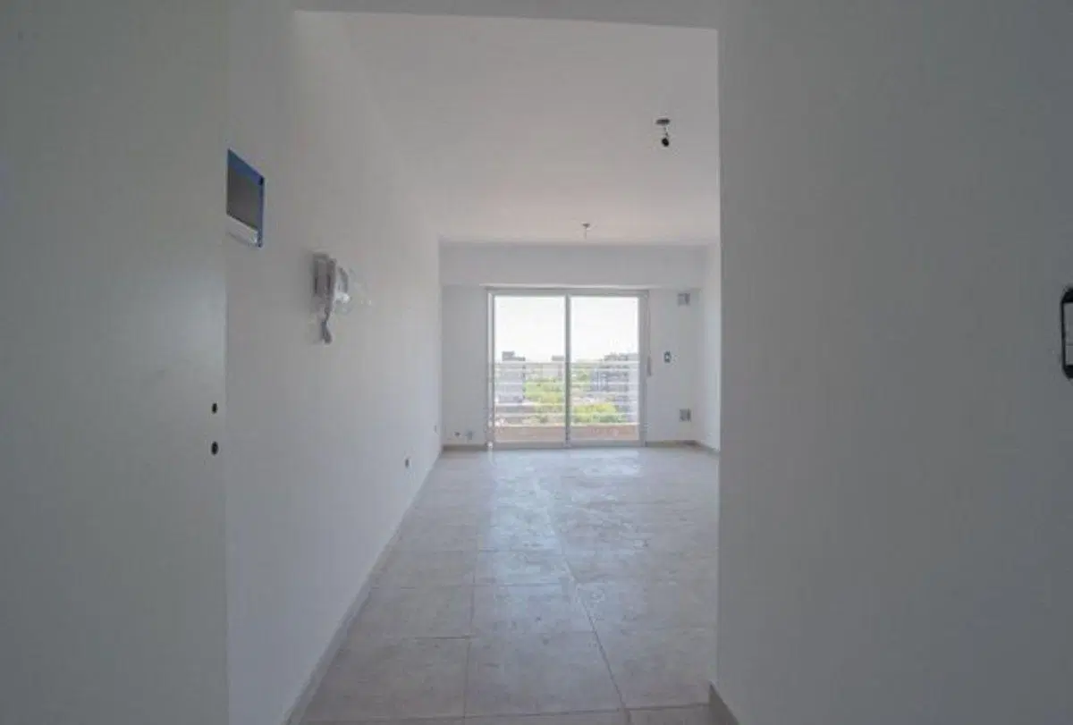 VENTA DE DEPARTAMENTO 2 AMBIENTES CASEROS-FINANCIA 2