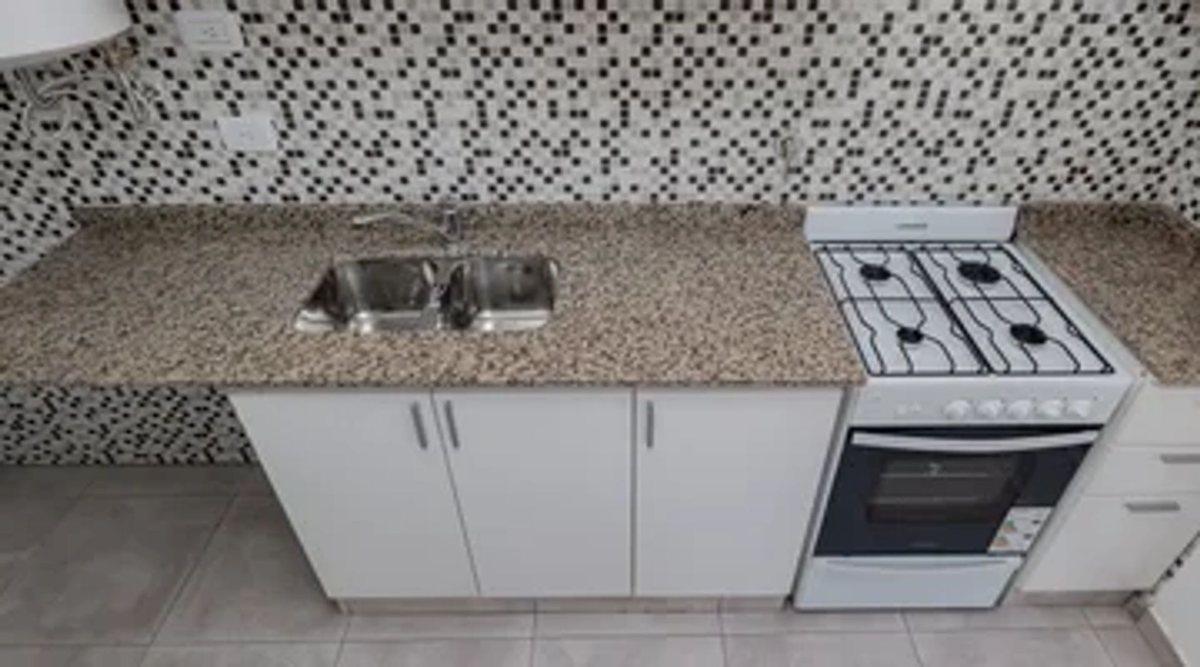 Foto de VENTA DE DEPARTAMENTO 2 AMBIENTES CASEROS-FINANCIA, imagen 1