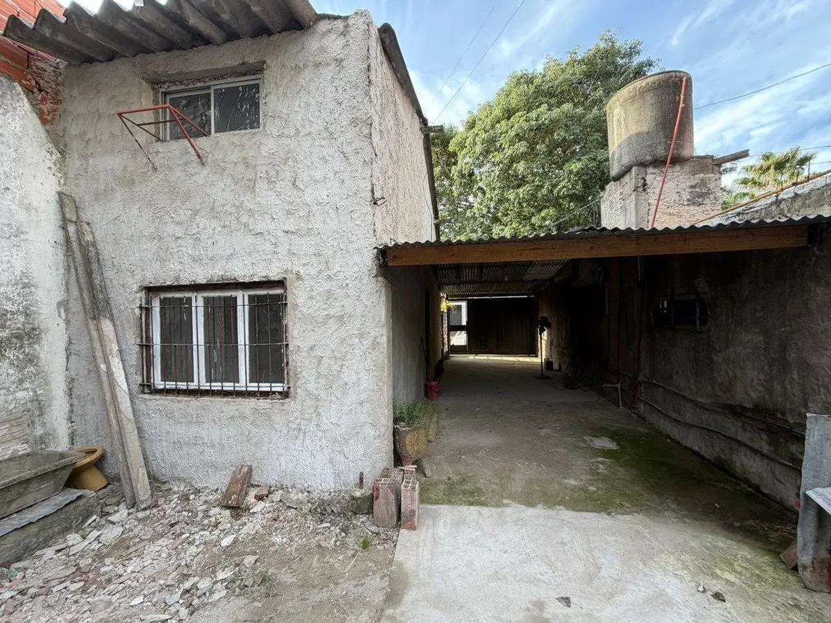 ALQUILER PH 3 AMB CON COCHERA Y PATIO - CASTELAR 5