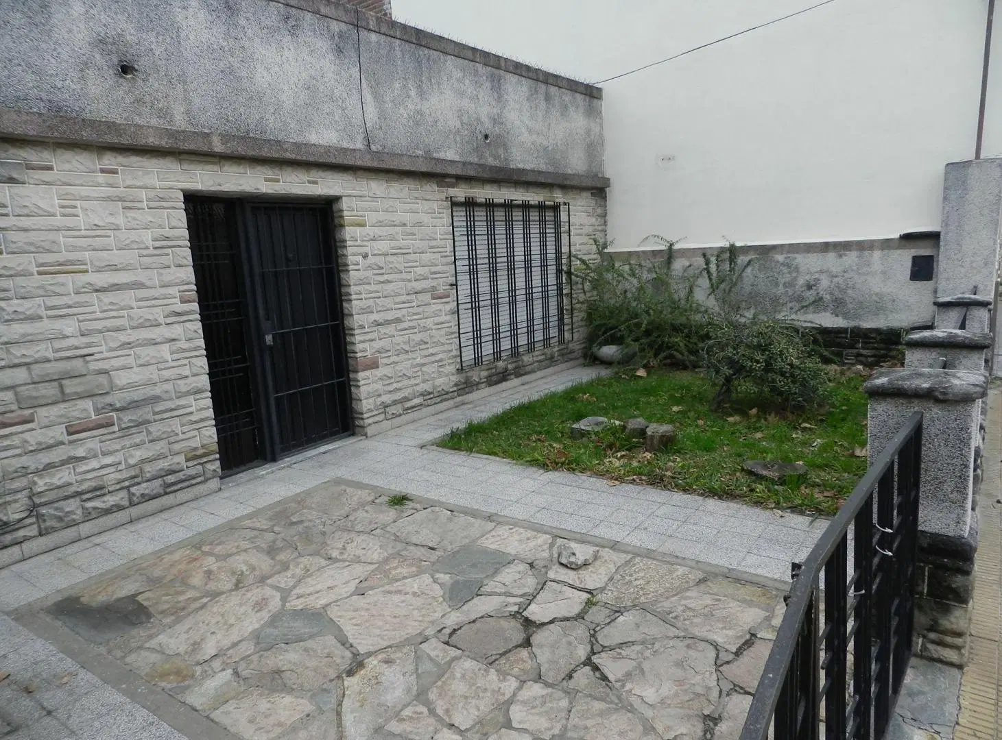 ALQUILER PH 3 AMBIENTES EN CASEROS - SIN EXPENSAS 4
