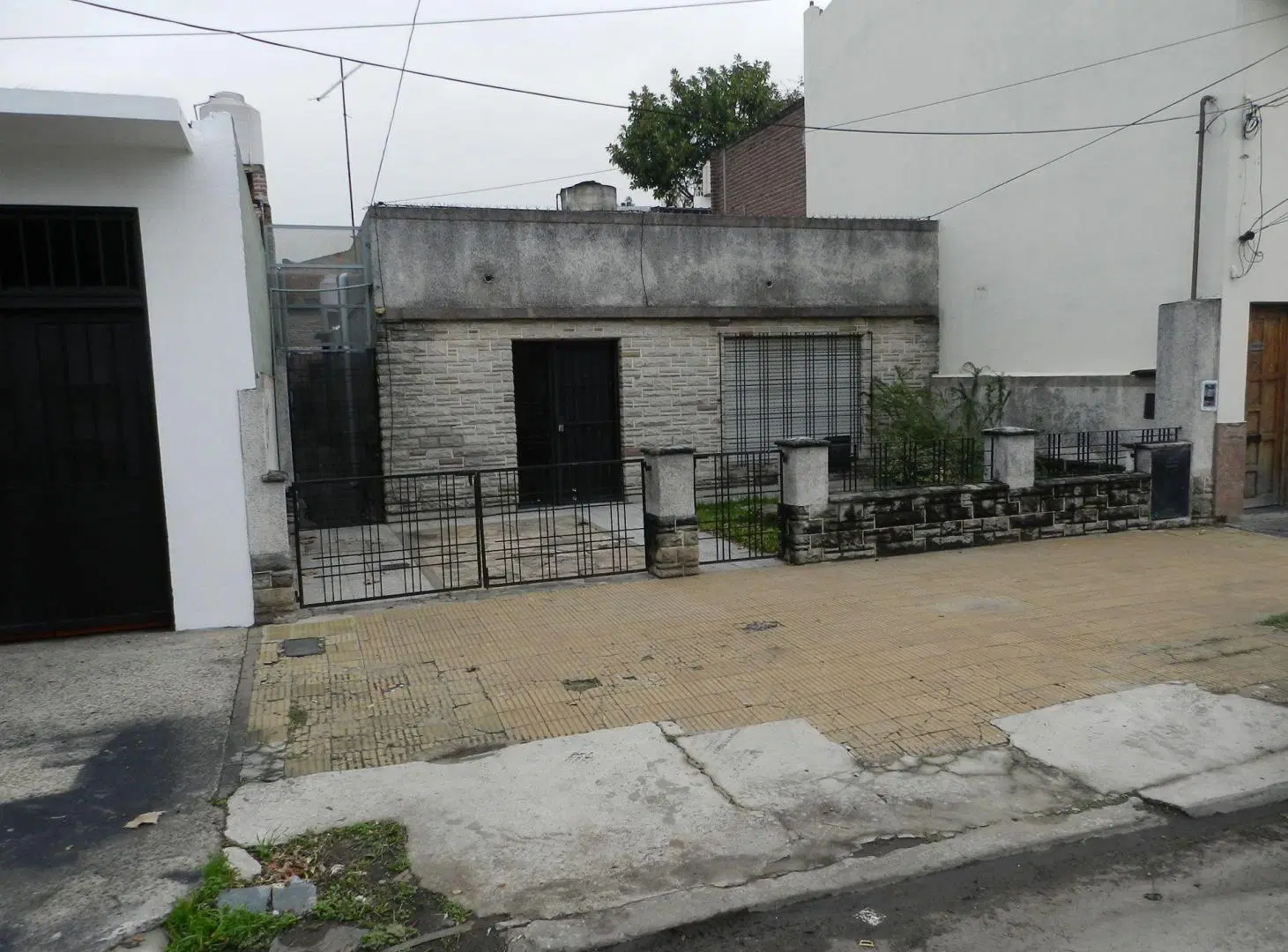 ALQUILER PH 3 AMBIENTES EN CASEROS - SIN EXPENSAS 2
