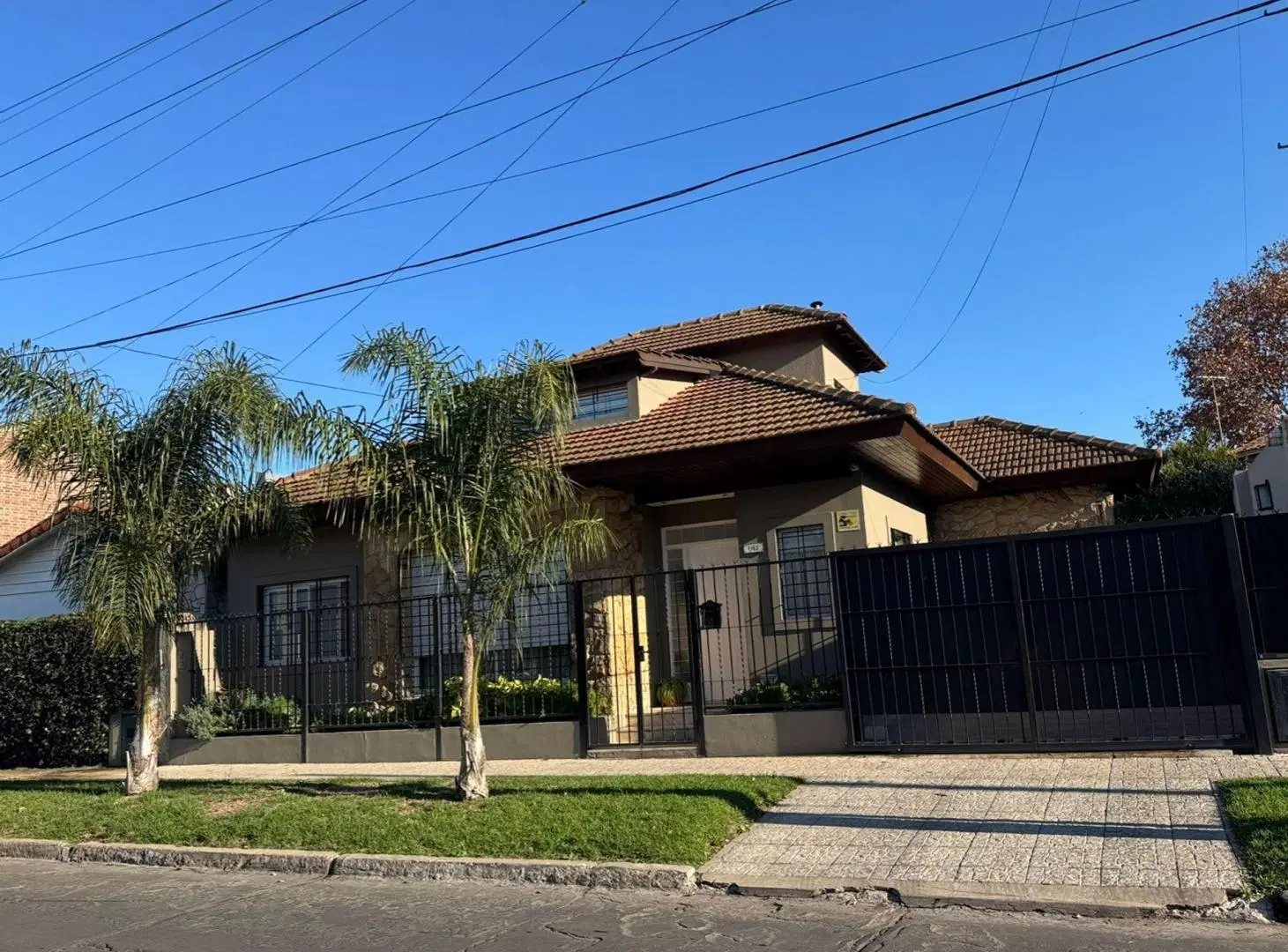 VENTA CASA HURLINGHAM (BARRIO INGLES)-APTO CRED. 3