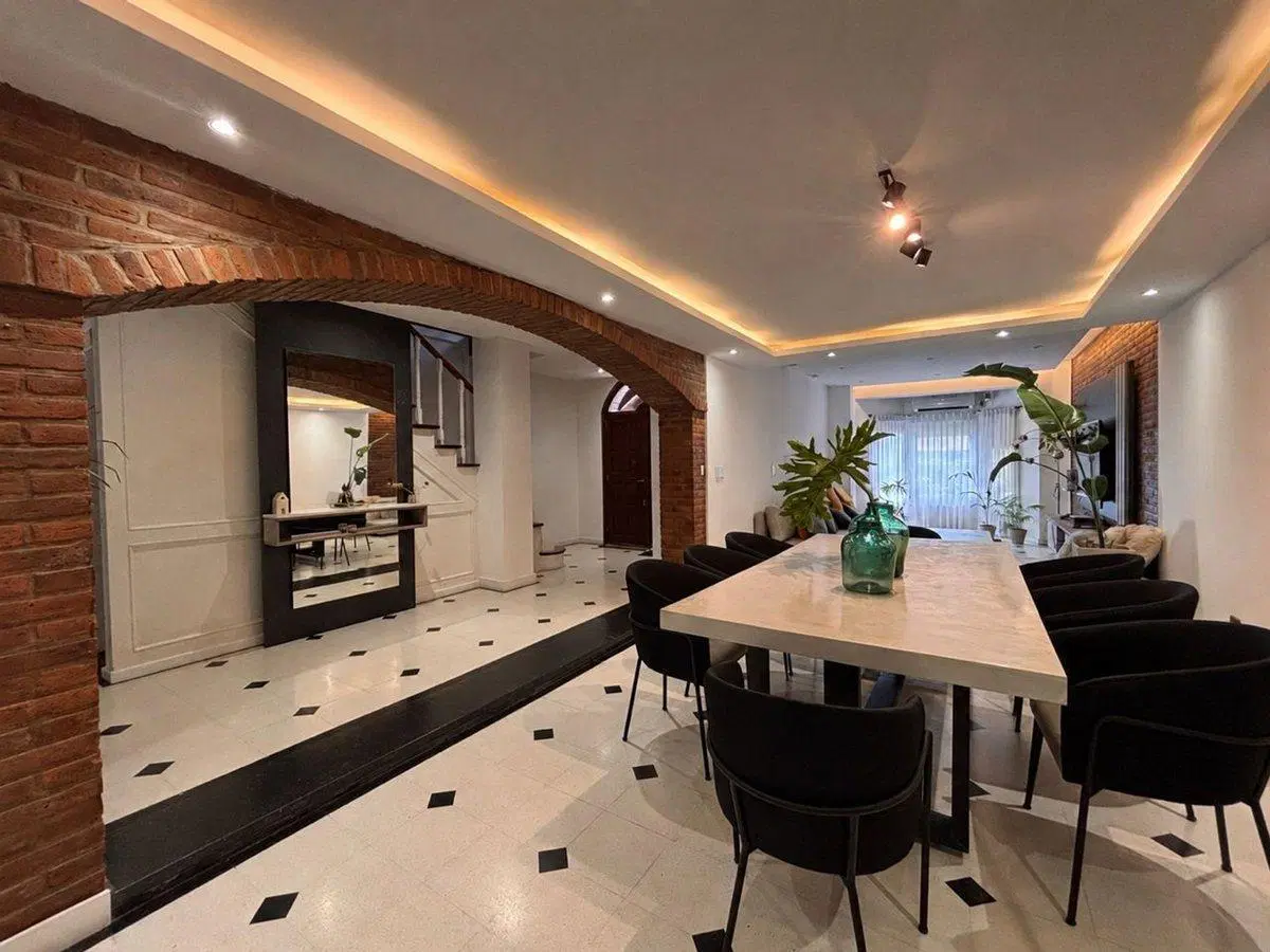 VENTA CASA 5 AMBIENTES REFACIONADA QUINCHO PILETA 6