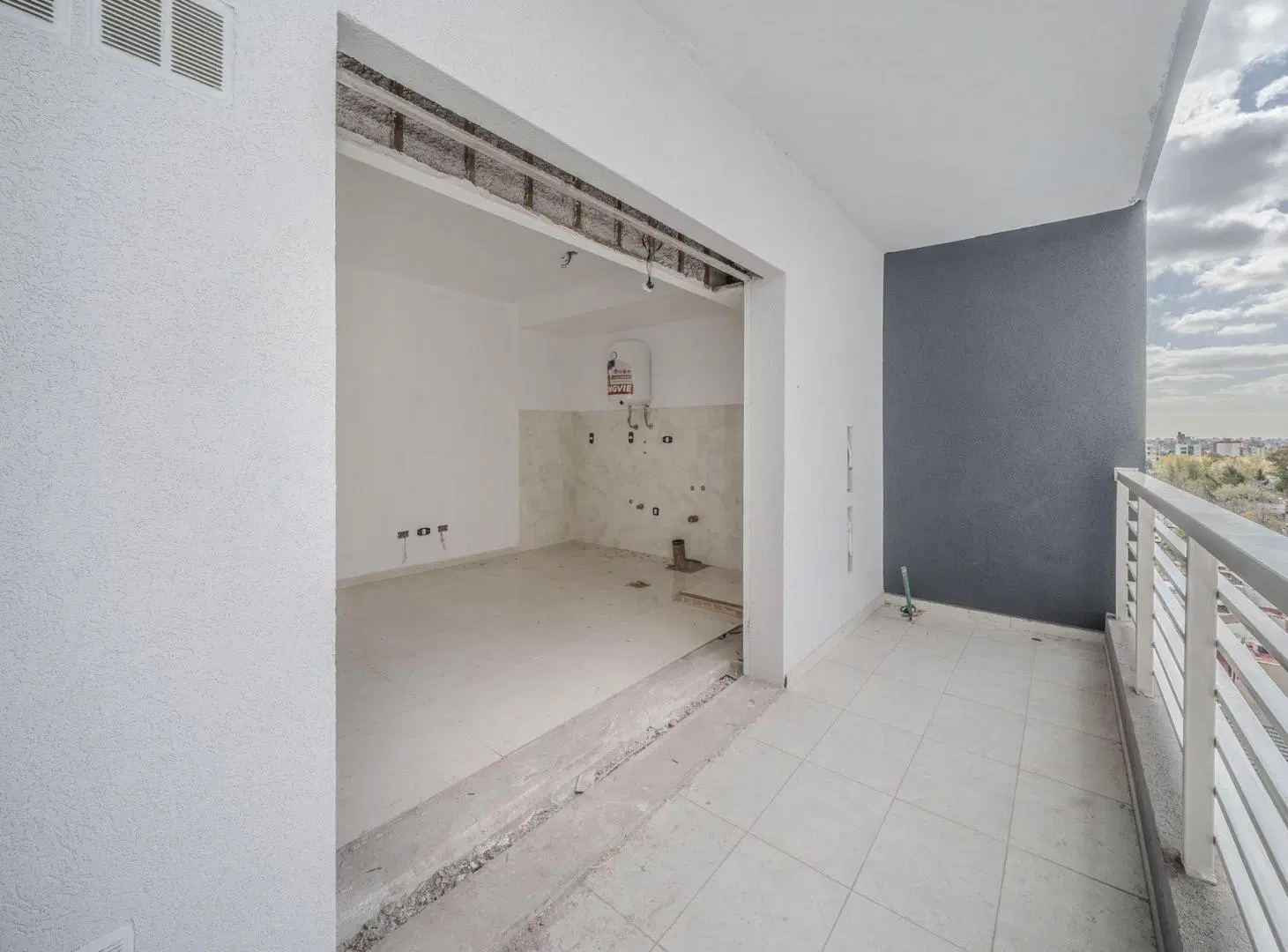 VENTA DEPARTAMENTO DOS AMBIENTES CASERO CENTRO 3