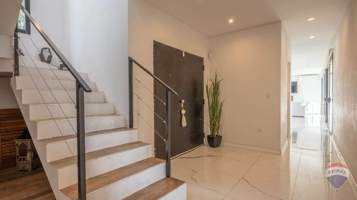 Casa en Venta - El Naudir - a 200mts de la entrada 3