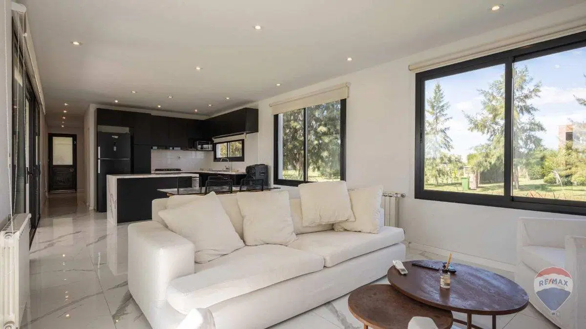 Casa en Venta - El Naudir - a 200mts de la entrada 4