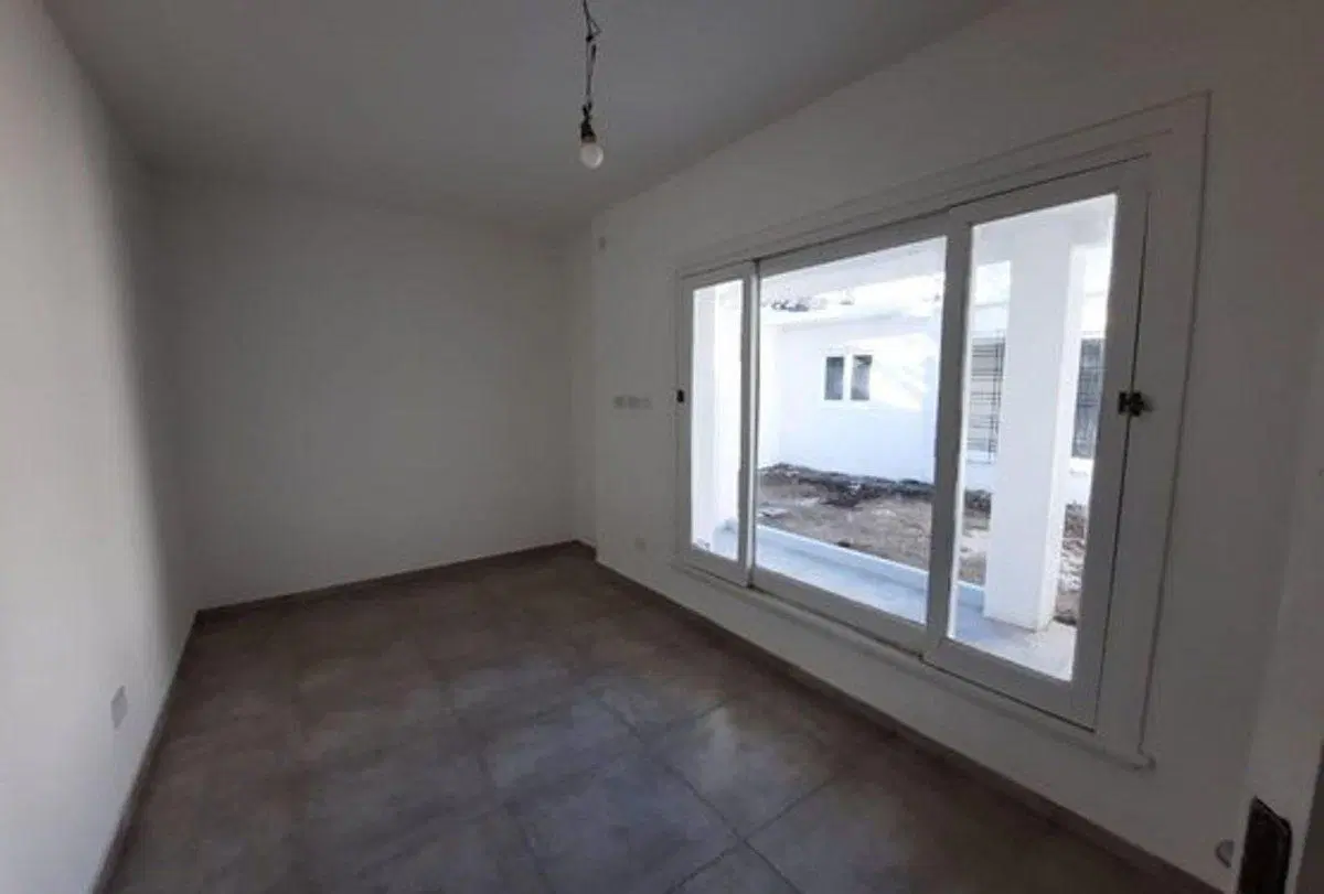 VENTA CASA 4 AMB. EN CIUDADELA 4