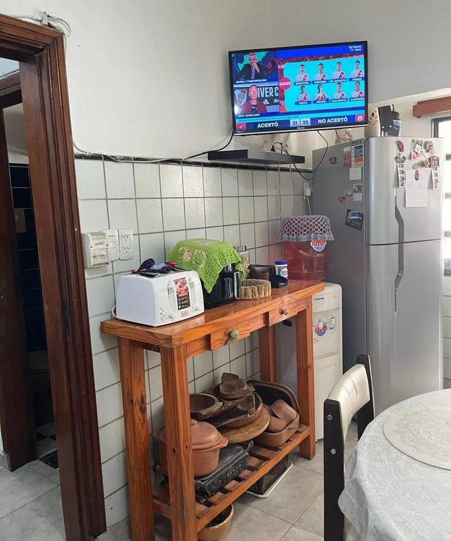 Venta casa 4 ambientes con cochera en Caseros. 3