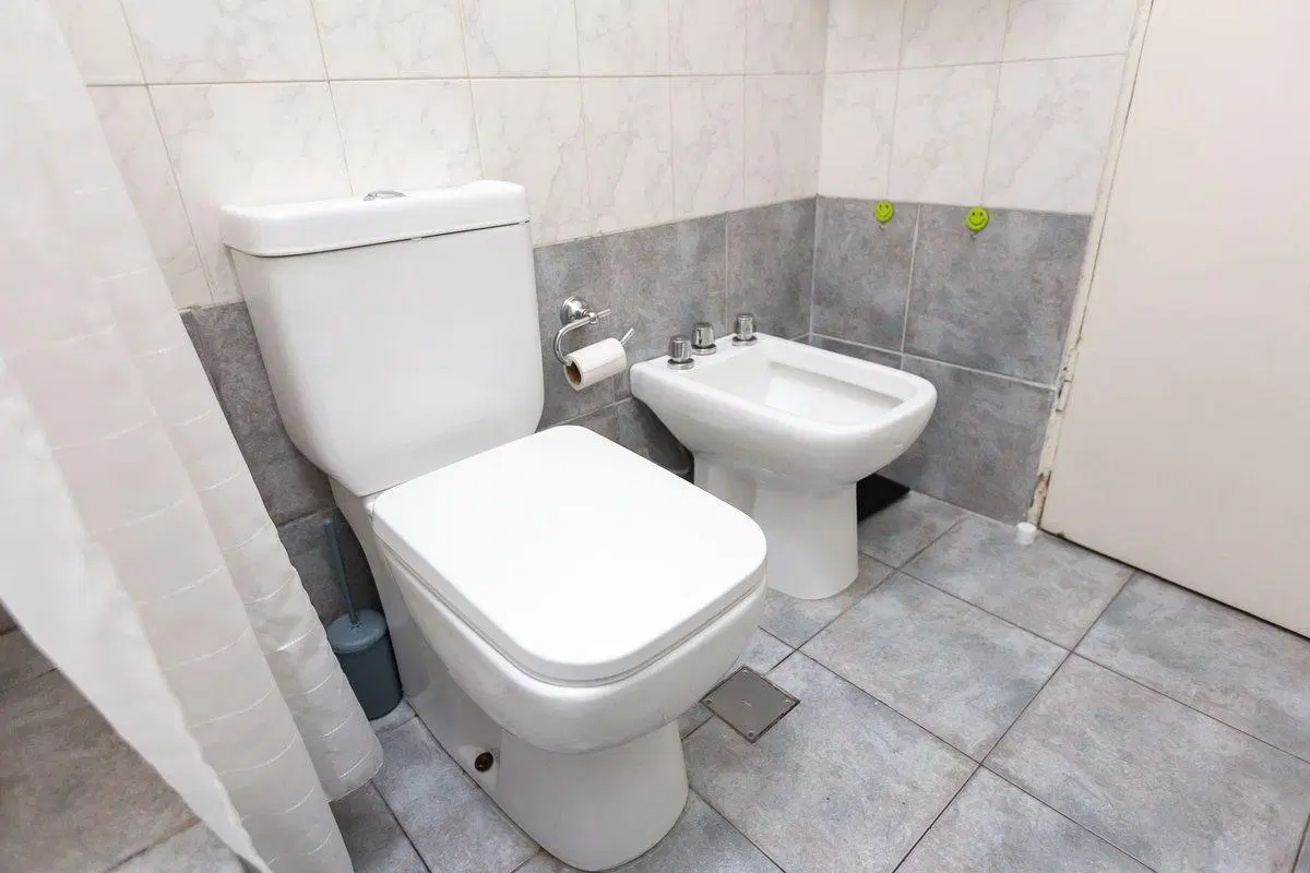 VENTA CASA 3 AMB EN CASTELAR - PERMUTA 4