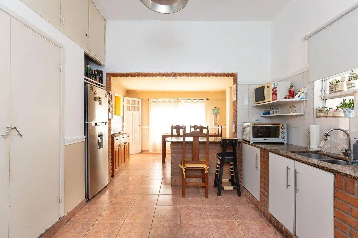 VENTA CASA 3 AMB EN CASTELAR - PERMUTA 5