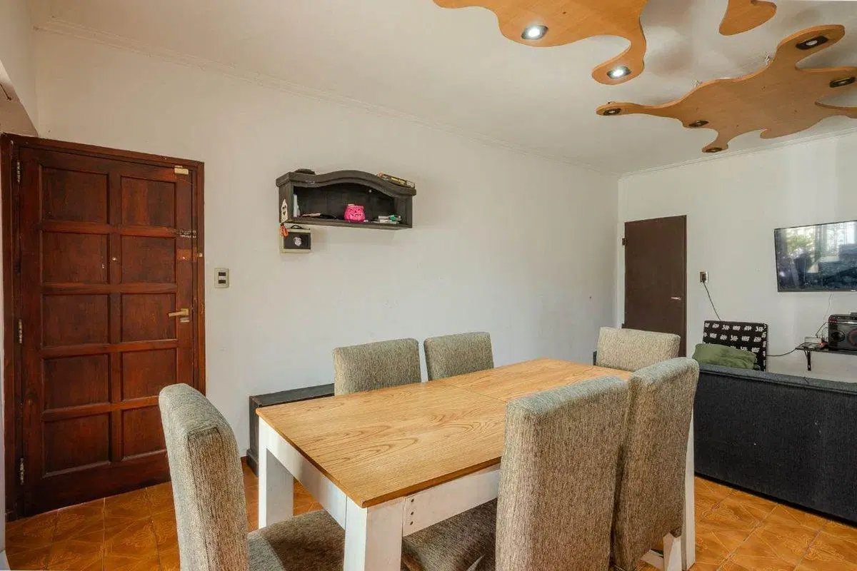 VENTA CASA 4 AMB LANUS - OPORTUNIDAD 215 M2 LOTE - 2