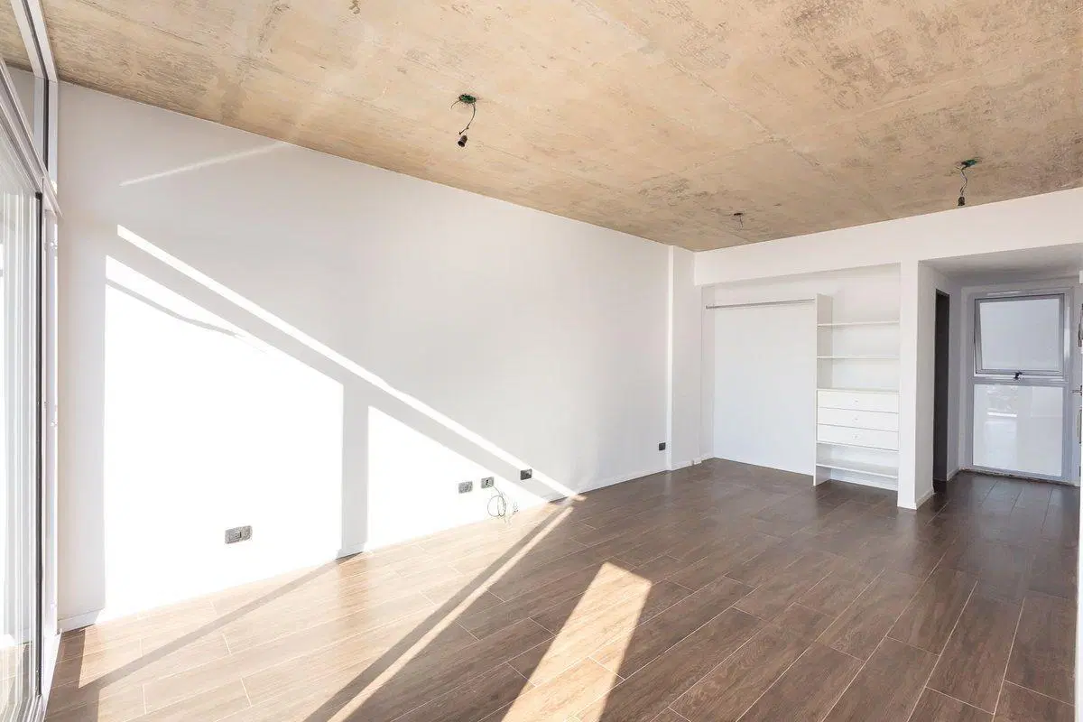 VENTA DPTO 1 AMB A ESTRENAR EN CASEROS C/AMENITIES 5
