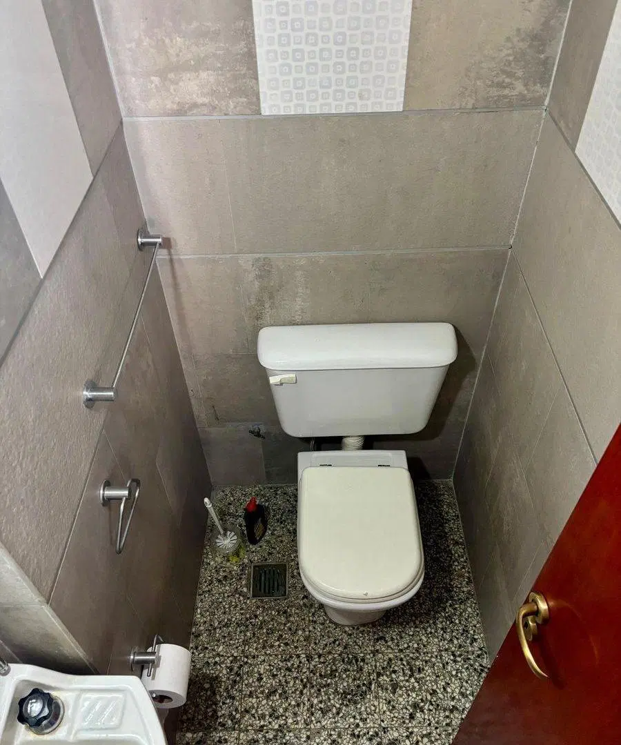 VENTA DEPARTAMENTO 4 AMBIENTES LAS LOMITAS PERMUTA 4