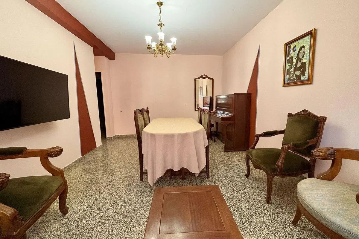 VENTA DEPARTAMENTO 4 AMBIENTES LAS LOMITAS PERMUTA 5