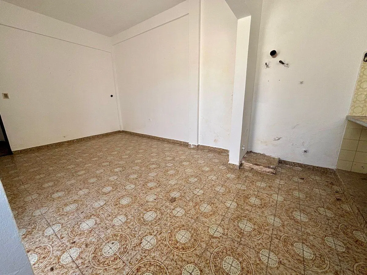 VENTA DE GALPON VIVIENDA 4 AMBIENTES PERMUTA 4