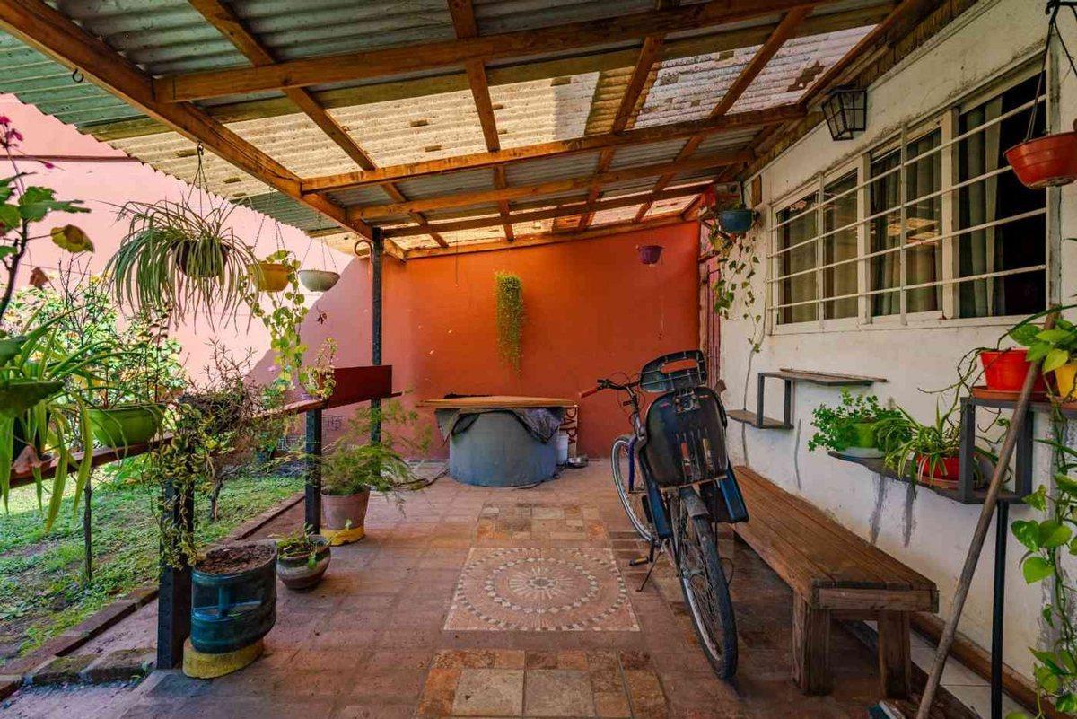 Foto de VENTA CASA 3AMB VILLA LUZURIAGA 366M2 TOTALES., imagen 4