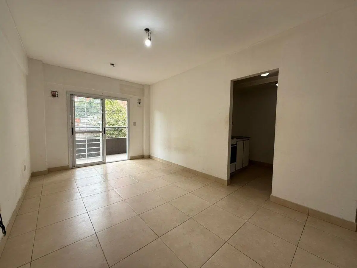 VENTA DE DEPARTAMENTO DOS AMB. CASEROS 2
