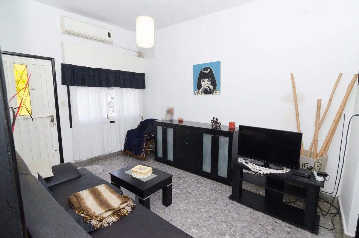 PH EN VENTA 4 AMB LOMAS DEL MIRADOR ACEPTA PERMUTA 5