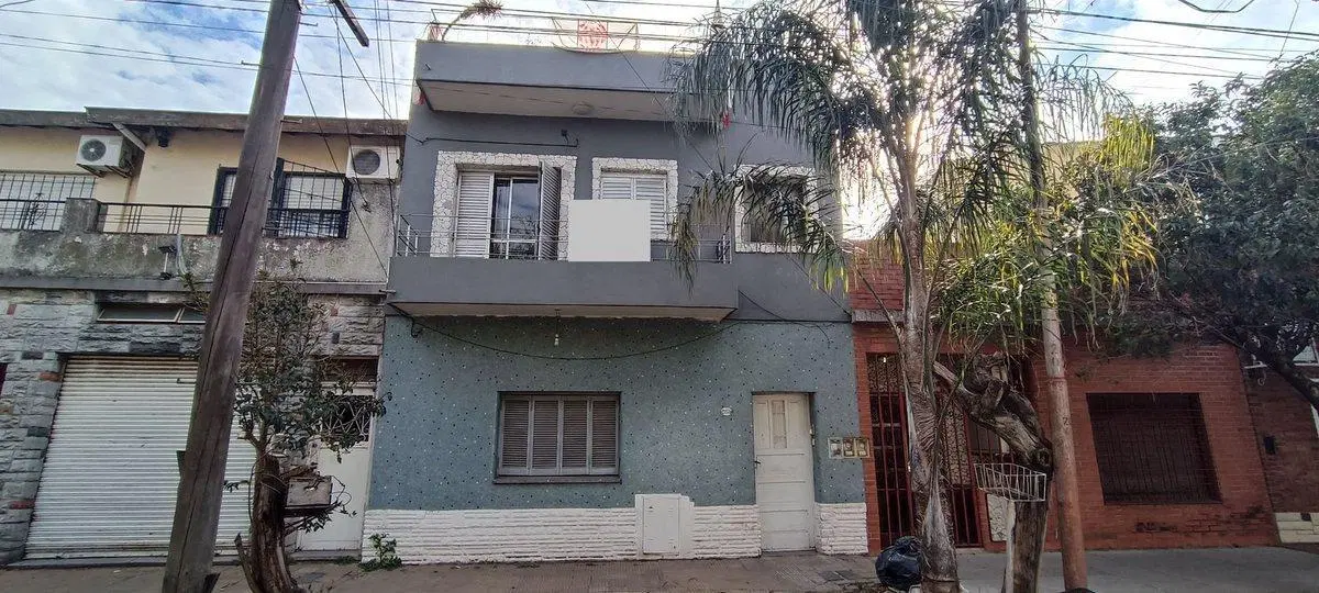 VENTA PH 3 AMB CON BALCON PATIO Y TERRAZA CASEROS 5