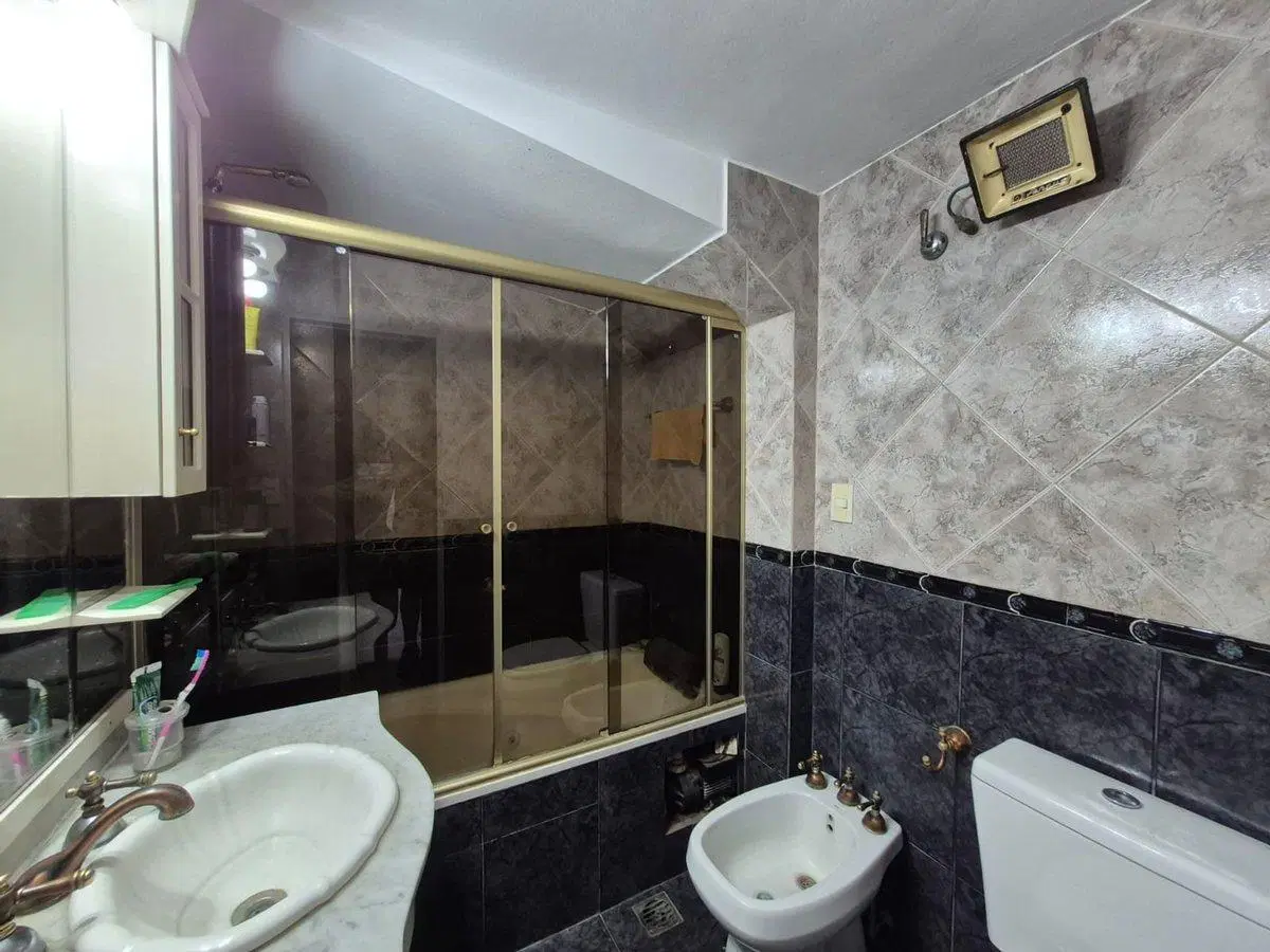 VENTA EN BLOCK 4 DEPTOS MAS LOCAL HURLINGHAM PERMU 2