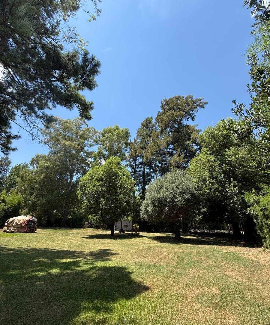 VENTA - CASA QUINTA EN PILAR 2480M2 - PERMUTA