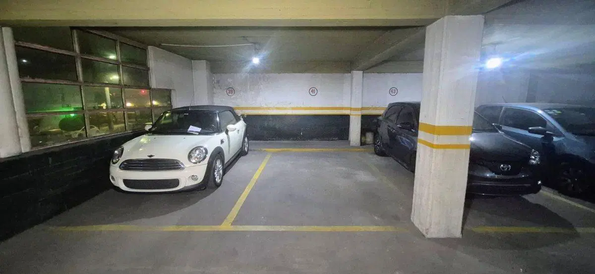 VENTA DE COCHERA EN VILLA LURO PERMUTA 3