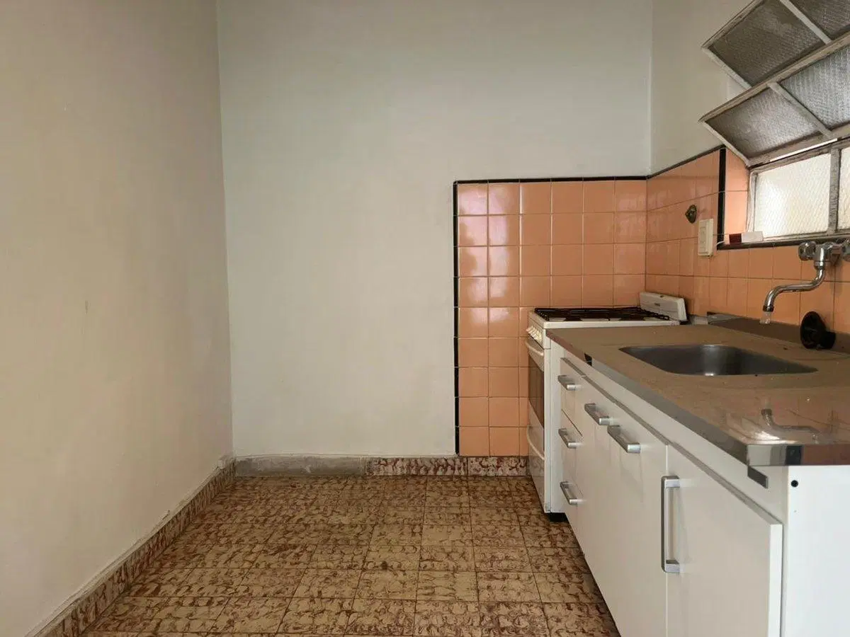 VENTA PH 2 AMB PATIO  APTO CREDITO PLANTA BAJA 5