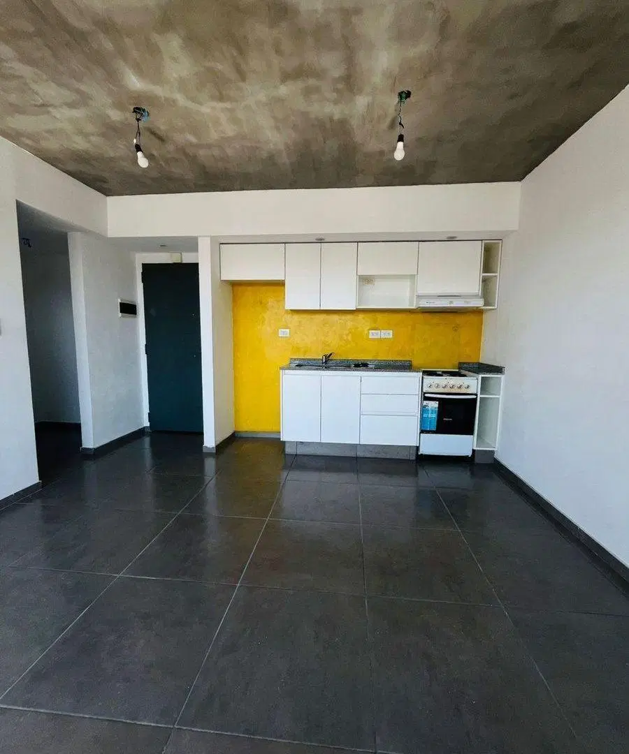 Venta depto 2 amb Morón con balcón/parrilla 2