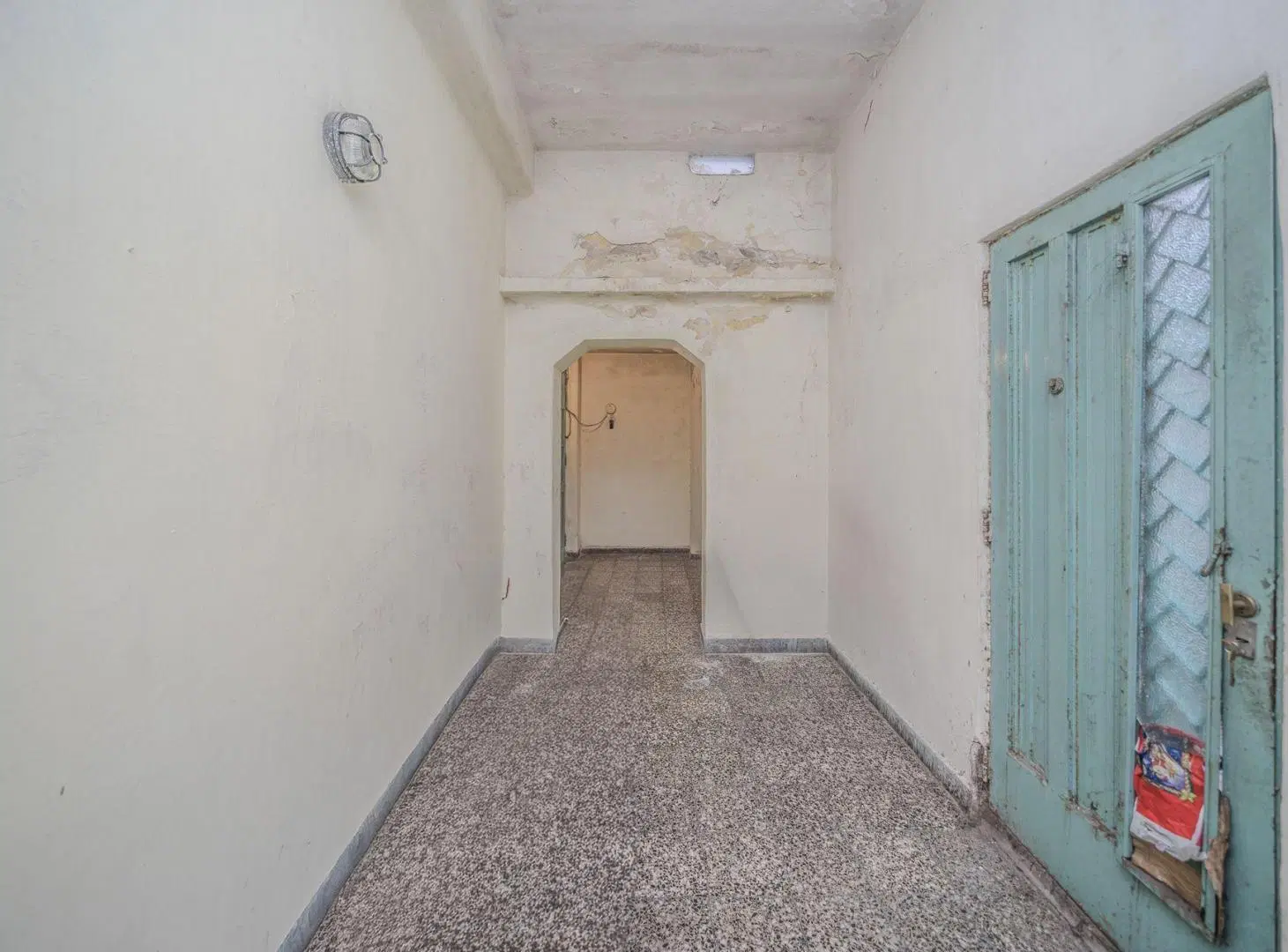 VENTA CASA A RECICLAR LOTE 525 MTS ITUZAINGO 2