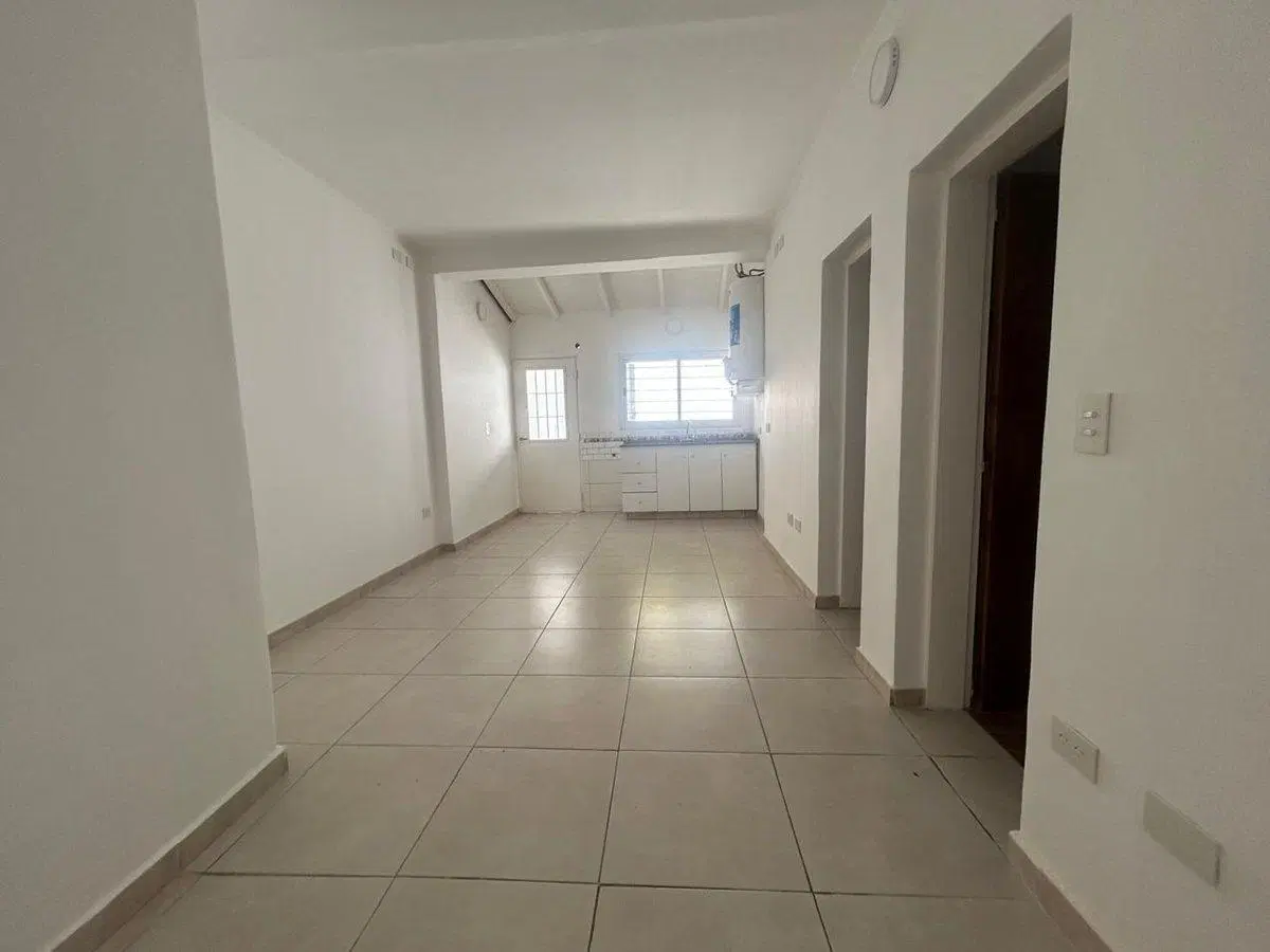 PH 3 AMBIENTES CON PATIO PROPIO SIN EXPENSAS 7