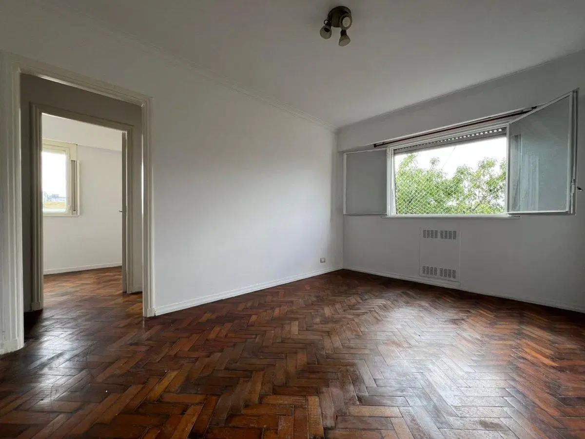 VENTA DEPTO 3 AMBIENTES FRENTE 4