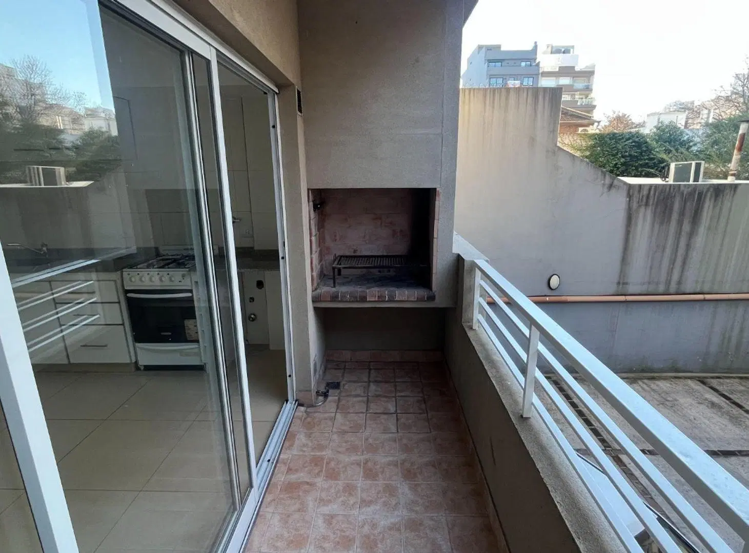 ALQUILER MONOAMBIENTE C/ BALCON PARRILLA EN DEVOTO 5
