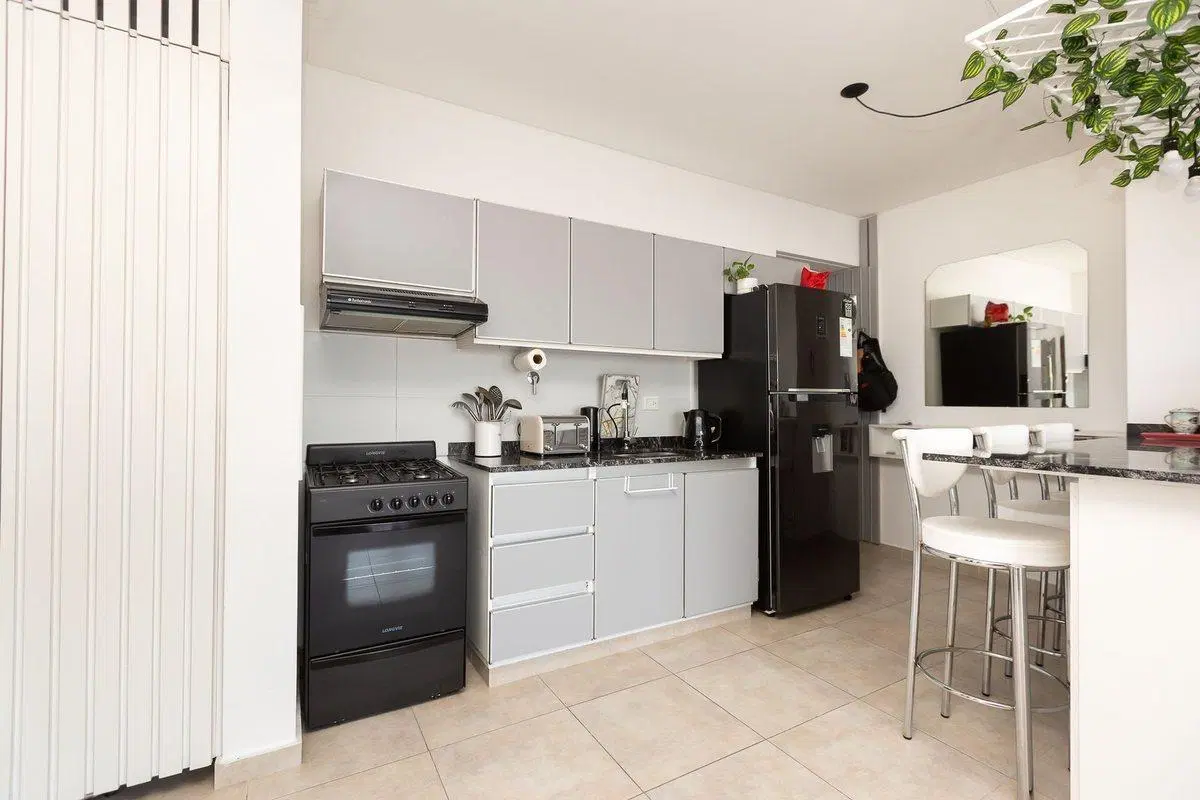 VENTA DPTO 2 AMB C/ BALCON Y DOS COCHERAS- PERMUTA 8