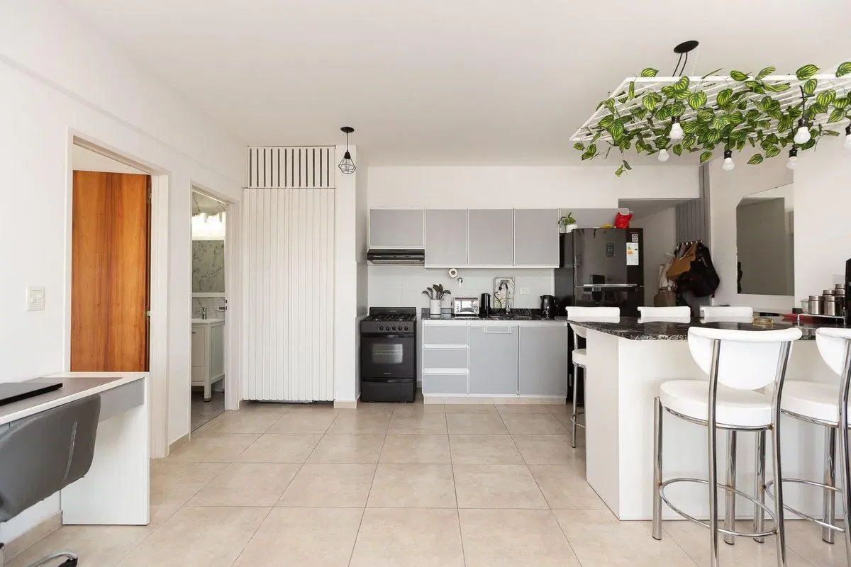 VENTA DPTO 2 AMB C/ BALCON Y DOS COCHERAS- PERMUTA 3