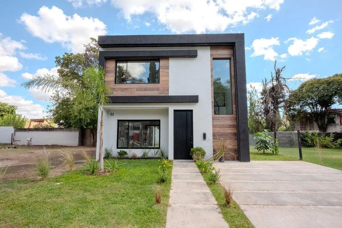 ULTIMO LOTE EN BARRIO UDAONDO  LELOIR OPORTUNIDAD 4