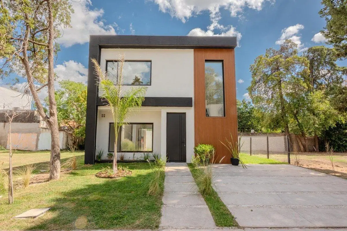 ULTIMO LOTE EN BARRIO UDAONDO  LELOIR OPORTUNIDAD 2