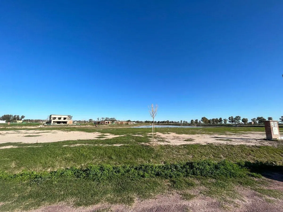 Lote vista laguna pleno sol Fincas de San Vicente 2